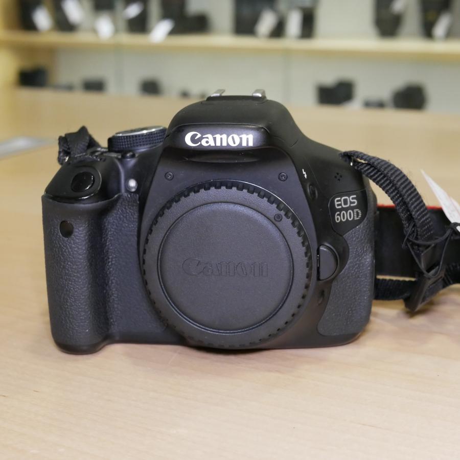 Canon 600d отключить дисплей